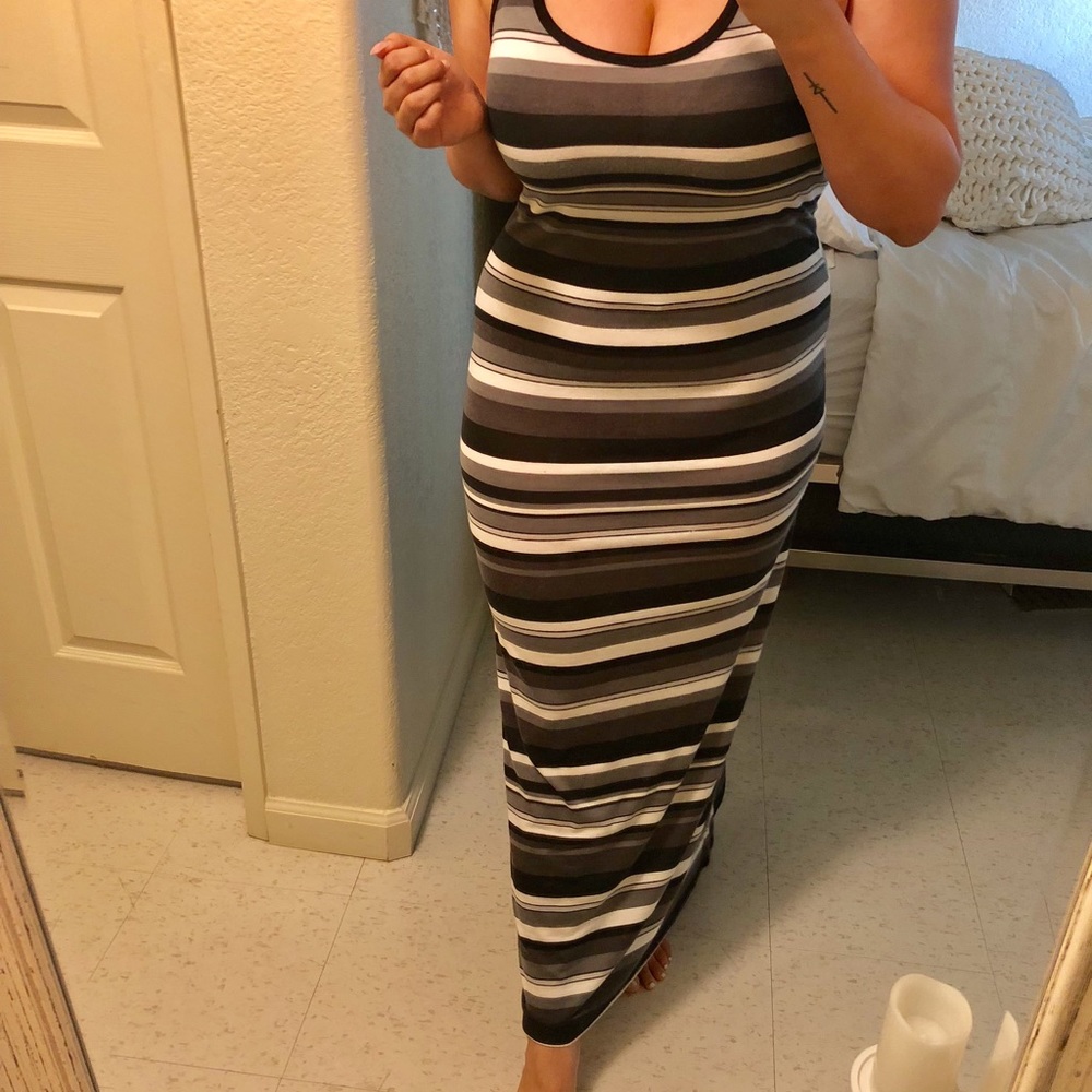 ⚫️STRiPE LONG DRESS⚪️